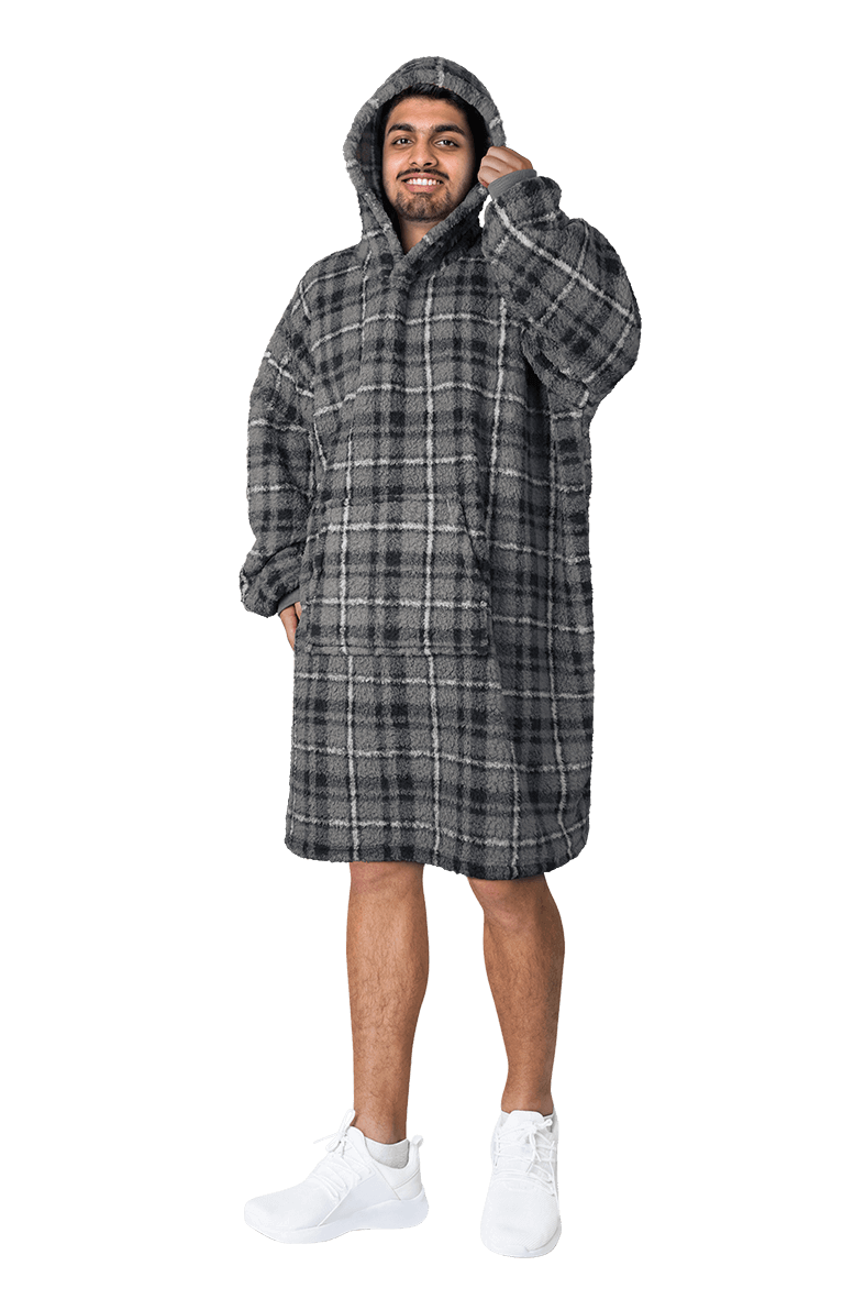 Oversized Men's Hooded Blanket Sweatshirt with Sherpa Lining Plush Wearable Hoodie for Lounging Camping One Size Fits All by Daisy Dreamer. Buy now for £18.00.