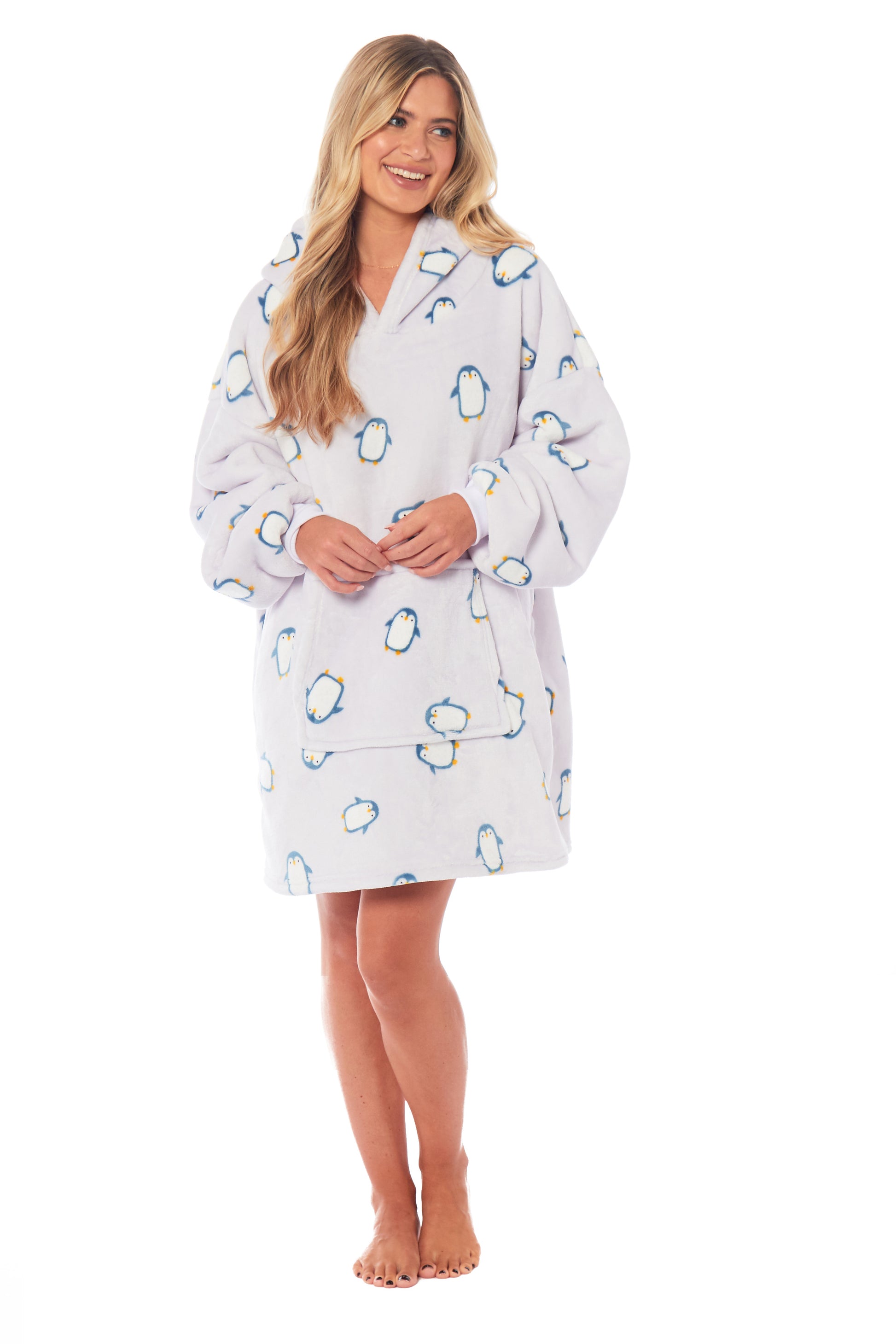 Oversized Penguin Hooded Blanket Ultra Soft Sherpa Fur Lining Big Hoodie Sweatshirt Plush Flannel Fleece Loungewear for Adults and Kids by Daisy Dreamer. Buy now for £9.00.