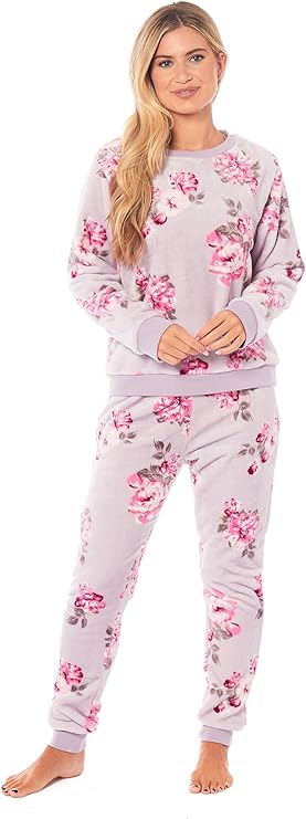 Women's Luxurious Floral Fleece Pyjama Set with Long Sleeve Top and Elastic Waist Pajamas Elegant Sleepwear for Warmth by Daisy Dreamer. Buy now for £20.00.