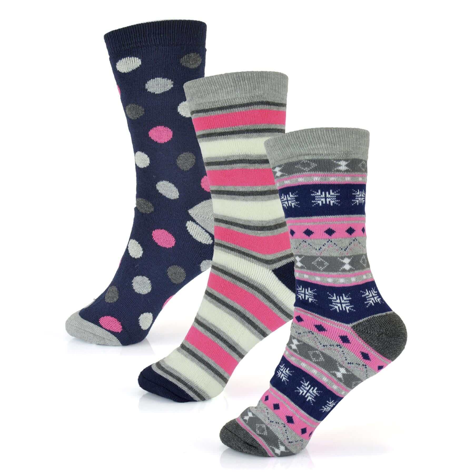 12 Pack Womens Thermal Winter Socks Extra Warm for Cold Weather High Insulation with 2.3 Tog Rating Perfect for Work Boots and Outdoor Activities by Heatwave Thermalwear. Buy now for £9.00.