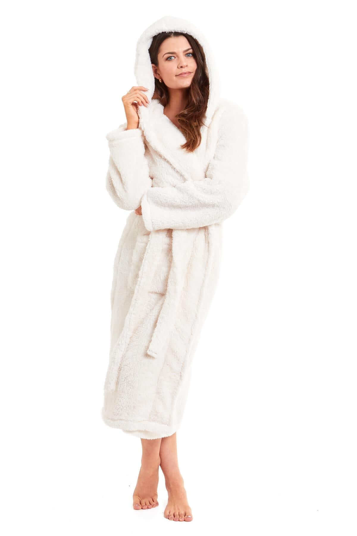 Women's Faux Fur Feather Hooded Robe, Soft Plush Fleece Bathrobe with Hood  – Alexander Del Rossa