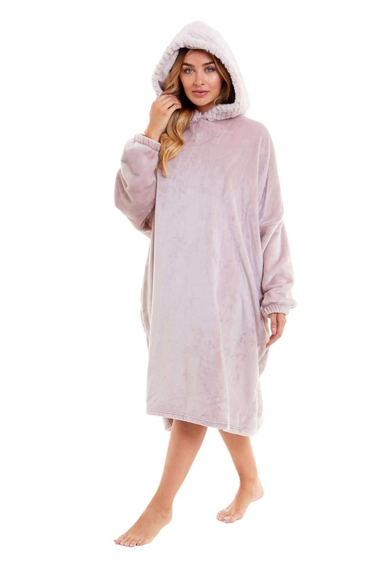 Women's Oversized Plush Hooded Poncho Blanket Cozy Fleece Hoodie with Fur Hood Ideal for Lounging Camping Outdoor Warmth by Daisy Dreamer. Buy now for £21.00.