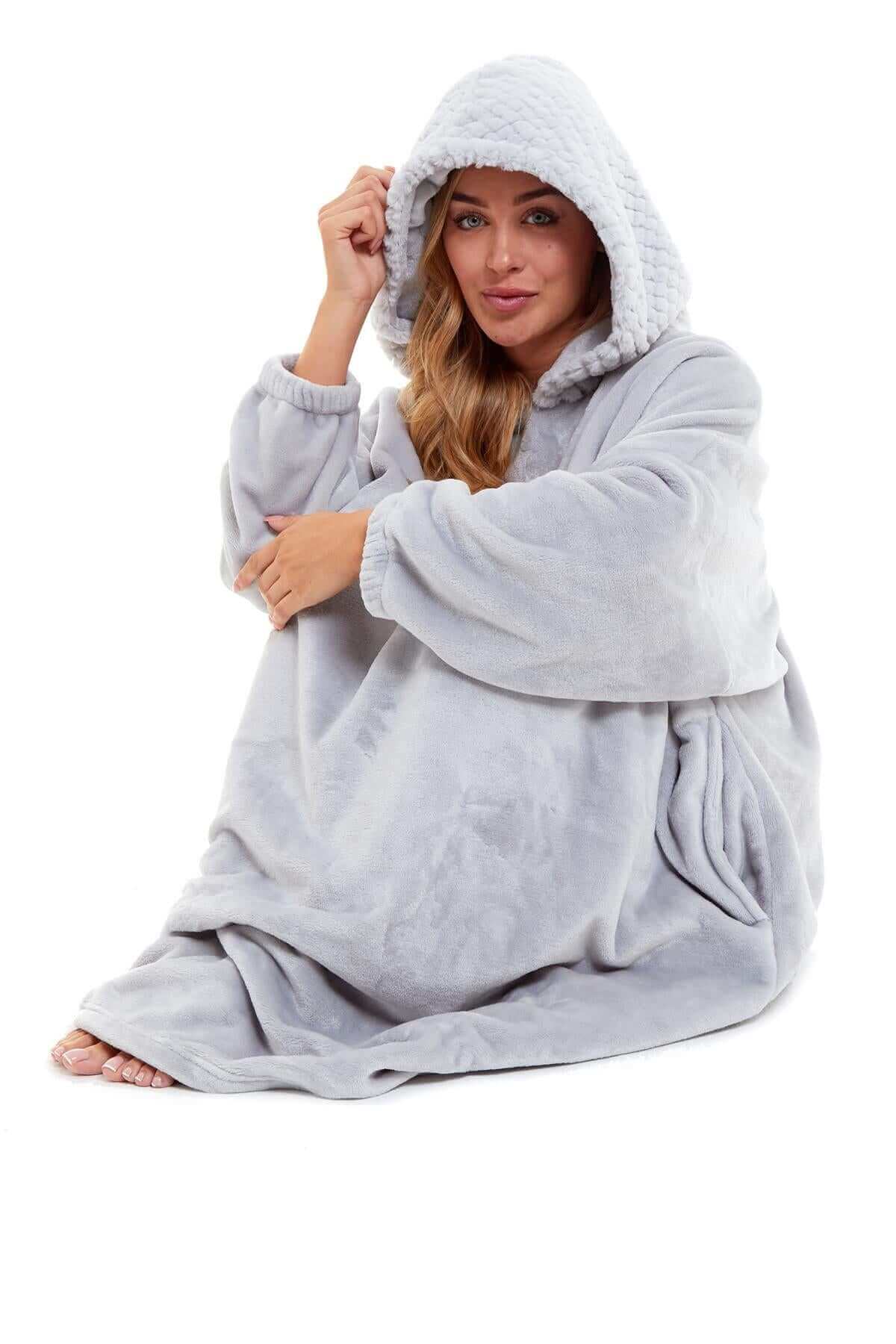 Women's Oversized Plush Hooded Poncho Blanket Cozy Fleece Hoodie with Fur Hood Ideal for Lounging Camping Outdoor Warmth by Daisy Dreamer. Buy now for £21.00.