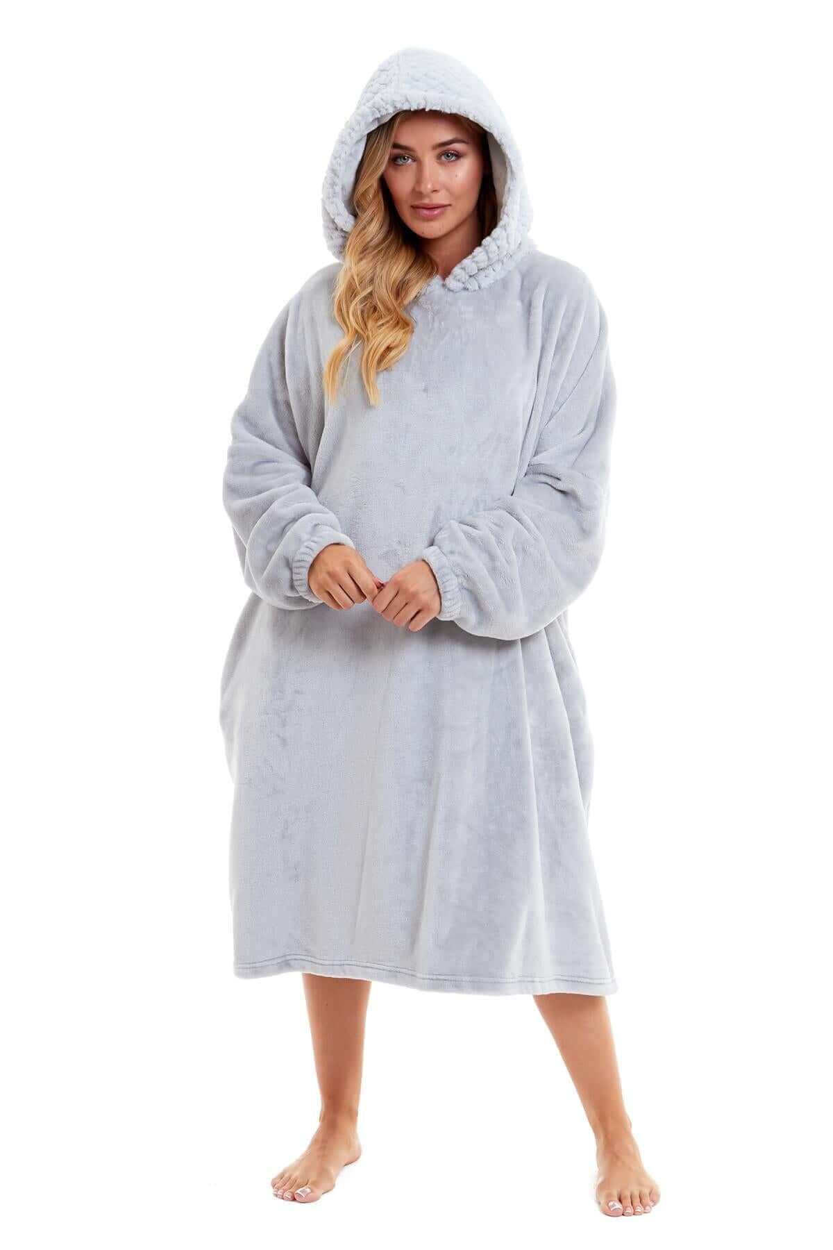 Women's Oversized Plush Hooded Poncho Blanket Cozy Fleece Hoodie with Fur Hood Ideal for Lounging Camping Outdoor Warmth by Daisy Dreamer. Buy now for £21.00.
