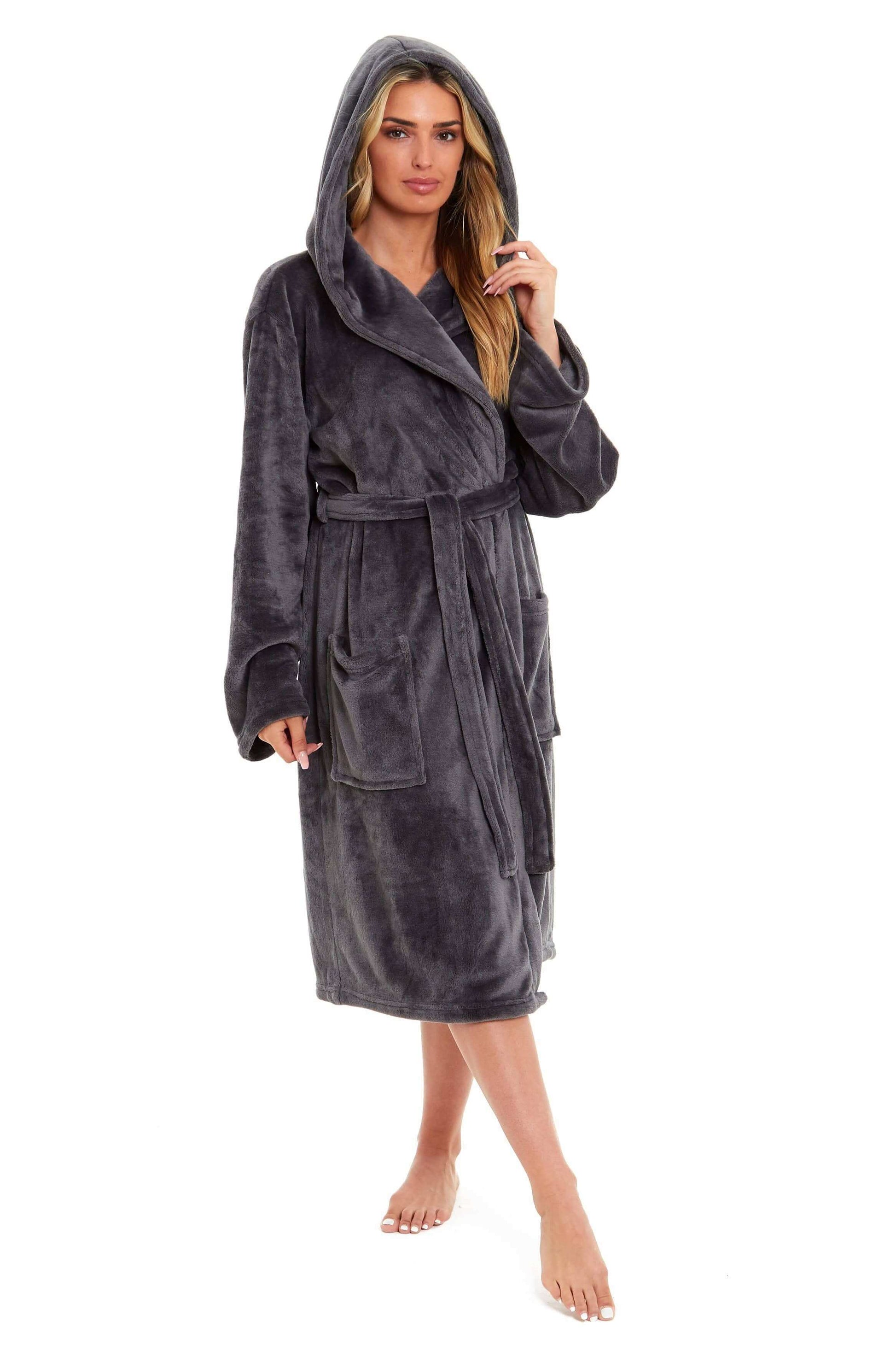 Women's Super Soft Plush Fleece Hooded Bathrobe Fluffy Velvet Loungewear Long Sleeve Cosy Winter Dressing Gown Spa Essential by Daisy Dreamer. Buy now for £20.00.