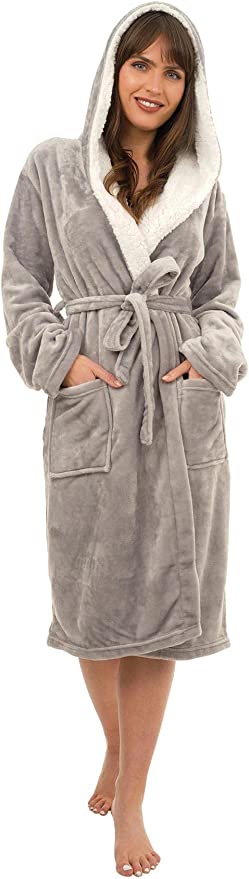 Women's Super Soft Plush Fleece Hooded Bathrobe Fluffy Velvet Loungewear Long Sleeve Cosy Winter Dressing Gown Spa Essential by Daisy Dreamer. Buy now for £20.00.