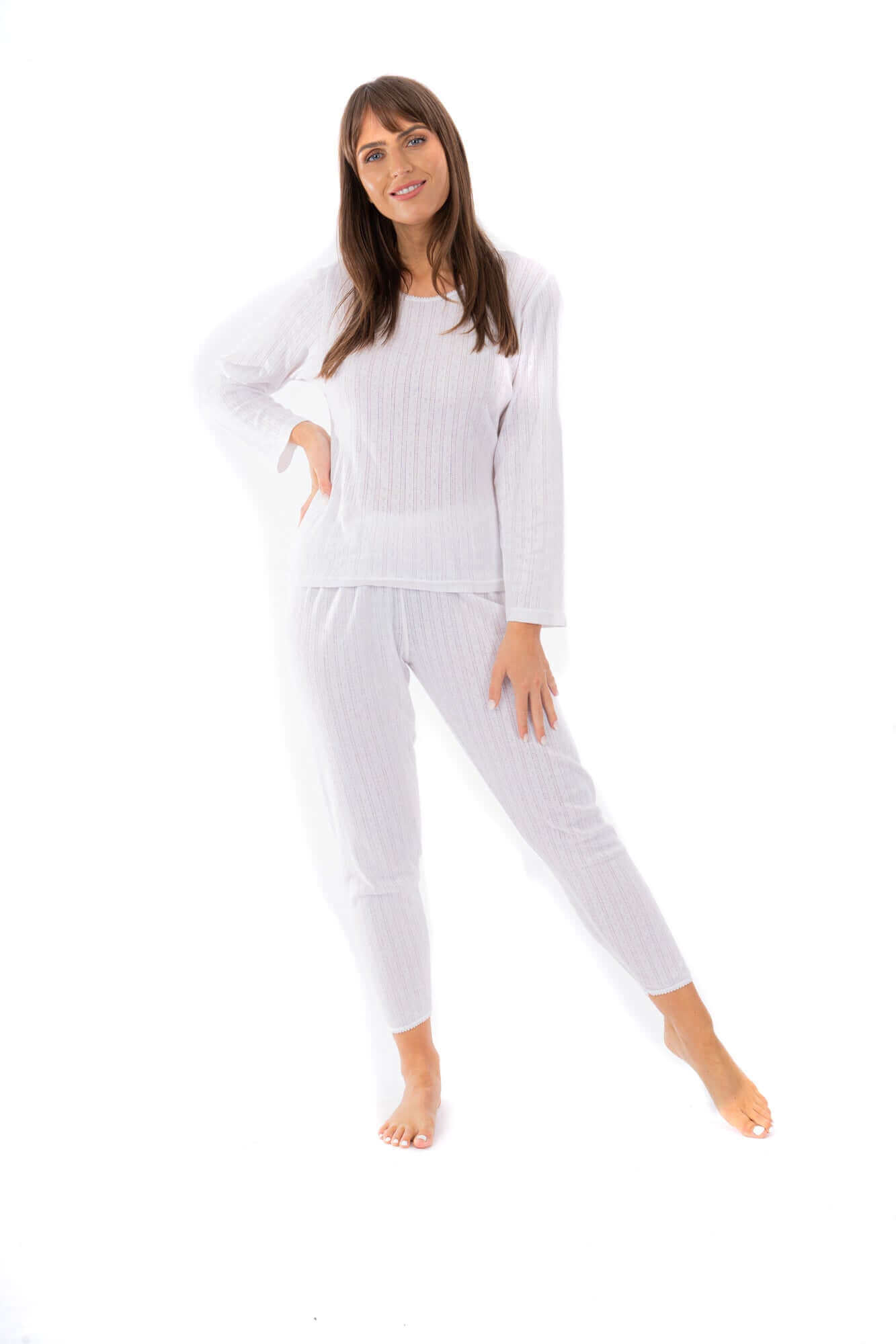 Women's Thermal Long Sleeve Top and Pants Set Winter Base Layers Warm Insulating Cotton Rich Fabric Sizes S to XXL Multiple Colors by Heatwave Thermalwear. Buy now for £10.00.
