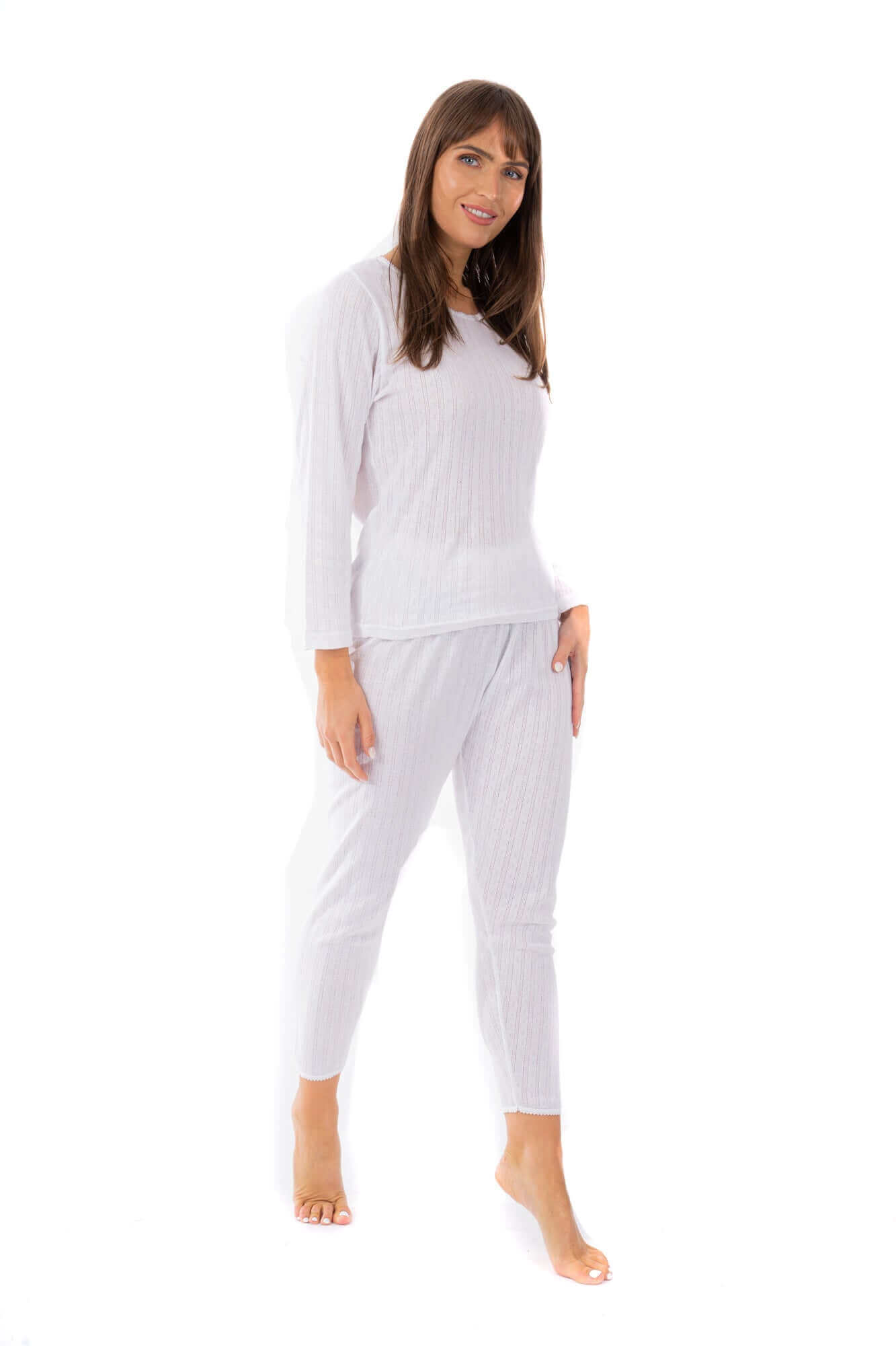 Women's Thermal Long Sleeve Top and Pants Set Winter Base Layers Warm Insulating Cotton Rich Fabric Sizes S to XXL Multiple Colors by Heatwave Thermalwear. Buy now for £10.00.