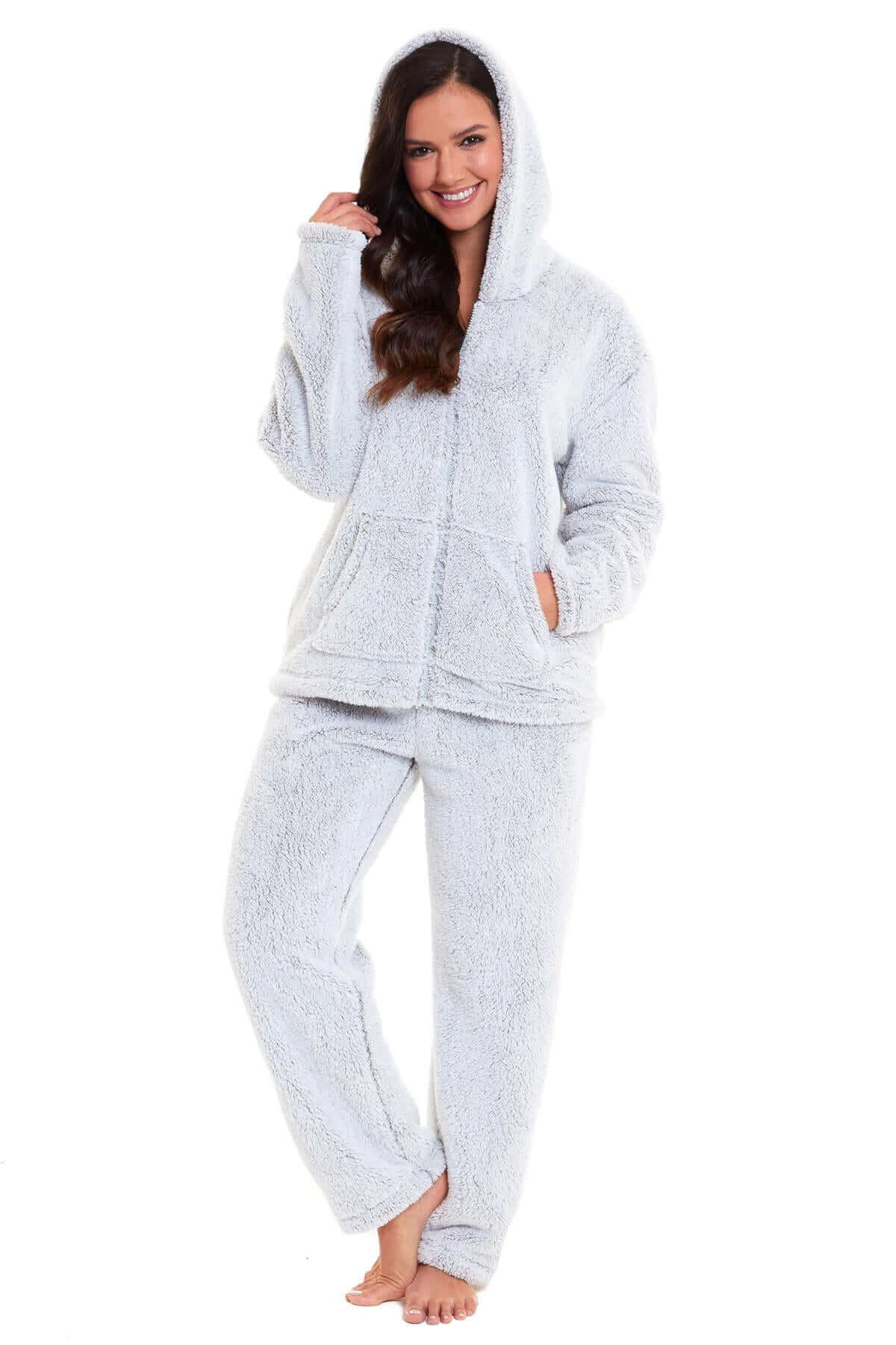 Women's Ultra-Soft Plush Fleece Hooded Pajama Set Cozy Winter Nightwear Warm Loungewear for Home Relaxation by Daisy Dreamer. Buy now for £20.00.
