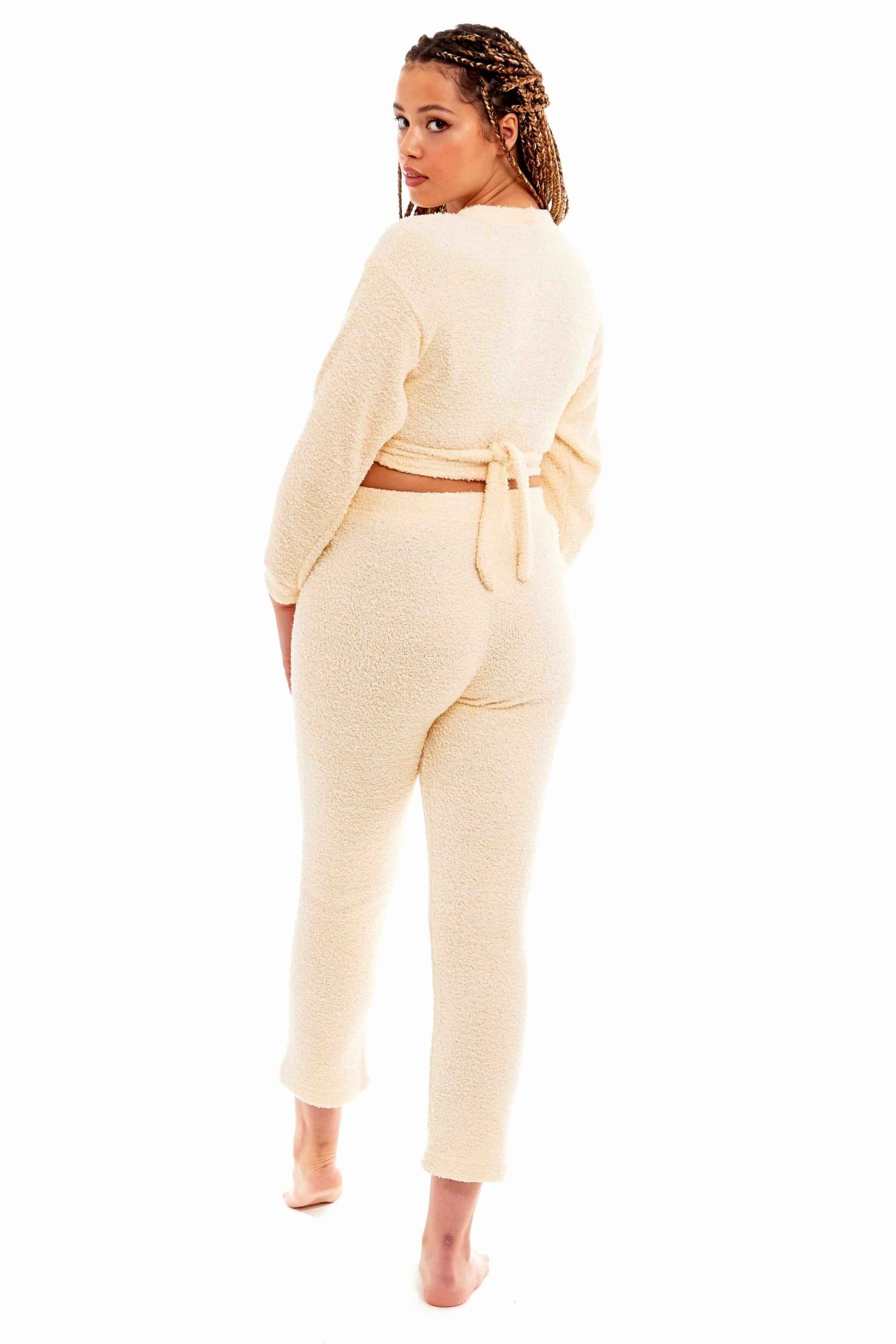 Women's Ultra Soft Teddy Fleece Loungewear Set Long Sleeve Wrap Top and Stretch Fit Pants Ideal for Relaxing and Sleeping Daisy Dreamer. Buy now for £20.00.