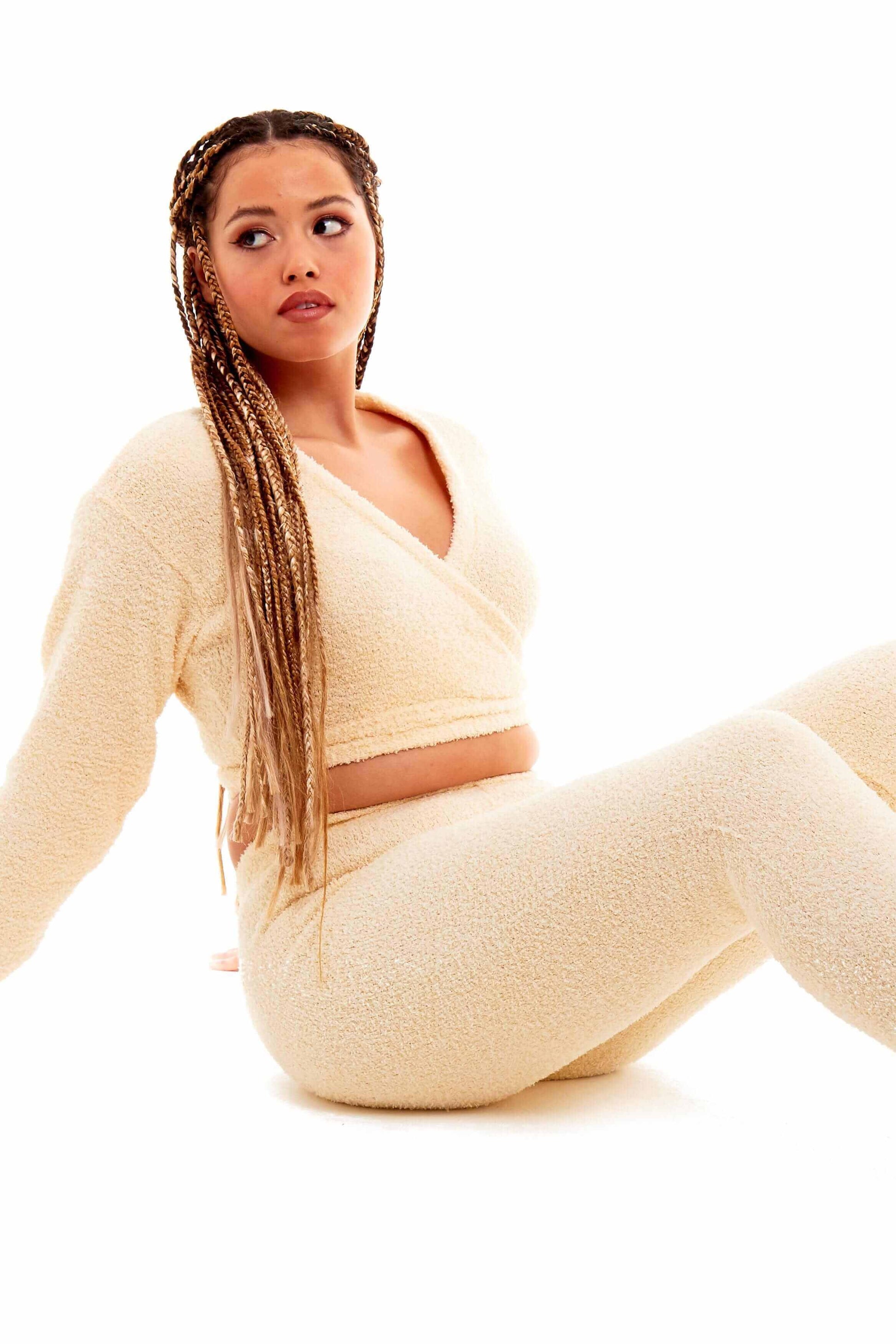 Women's Ultra Soft Teddy Fleece Loungewear Set Long Sleeve Wrap Top and Stretch Fit Pants Ideal for Relaxing and Sleeping Daisy Dreamer. Buy now for £20.00.